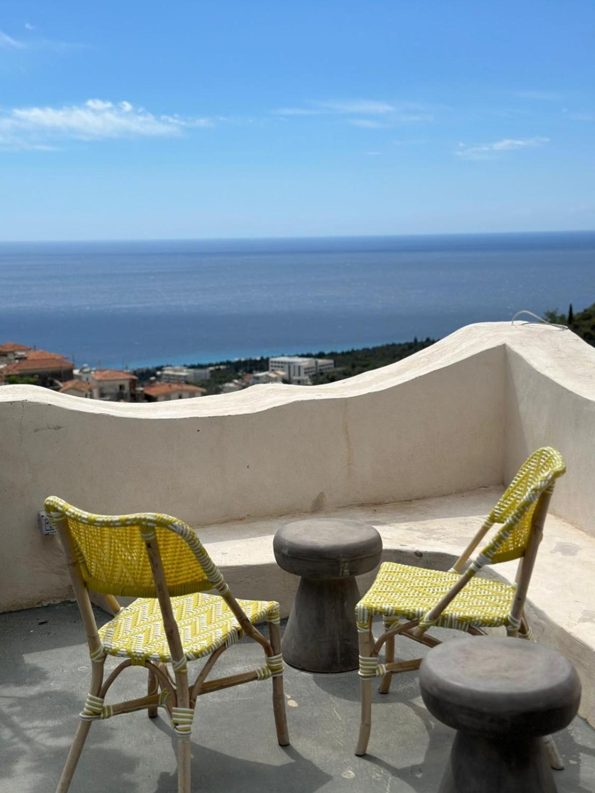 Lion'S Villa Vlorë Esterno foto