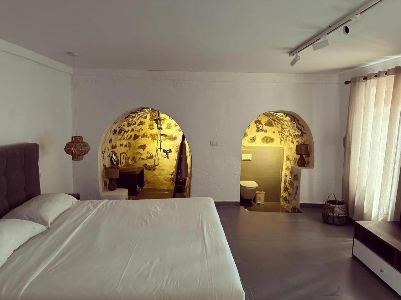 Lion'S Villa Vlorë Esterno foto