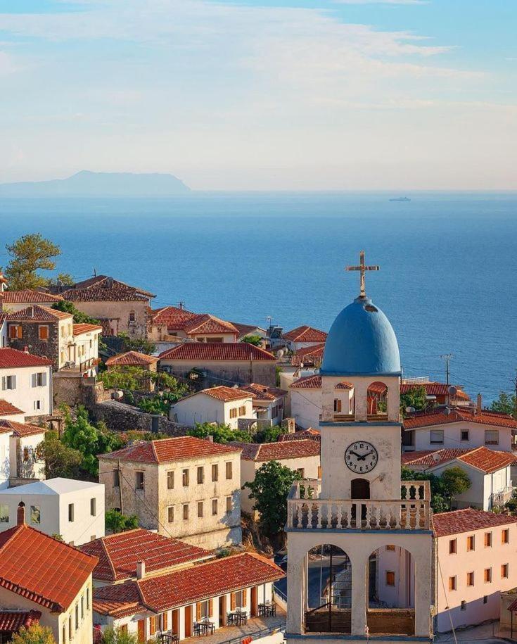 Lion'S Villa Vlorë Esterno foto