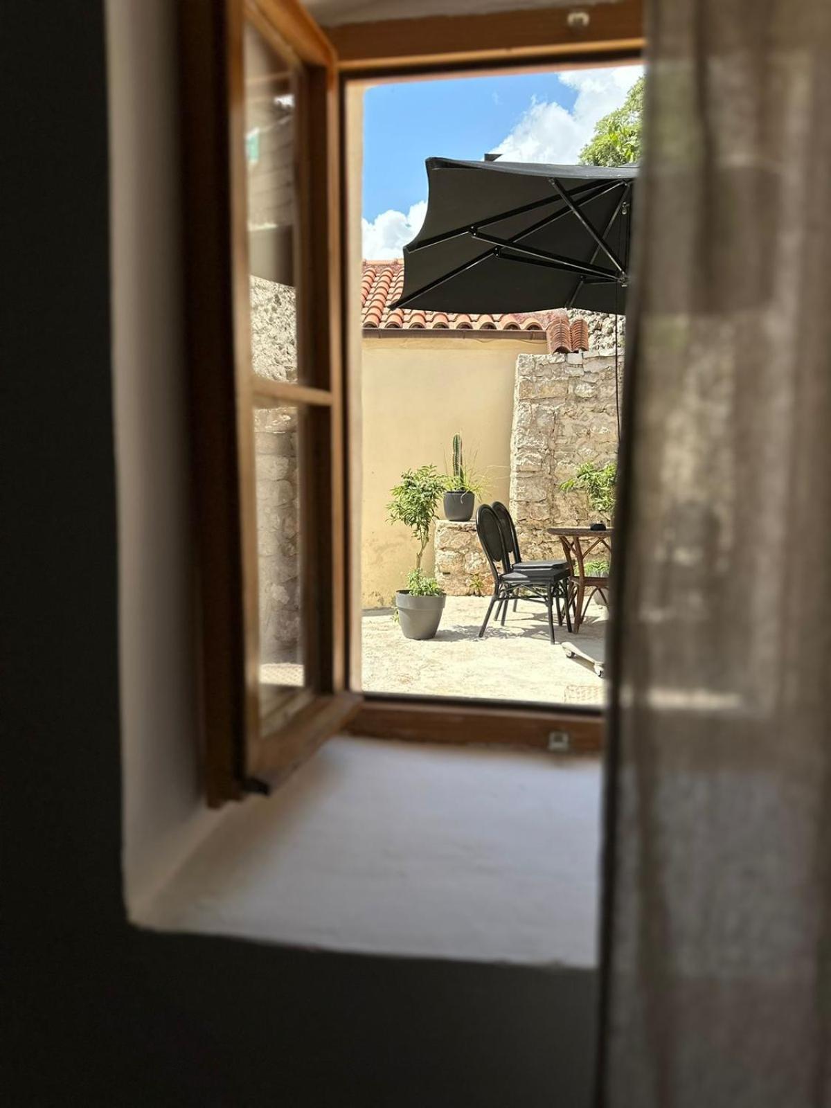 Lion'S Villa Vlorë Esterno foto